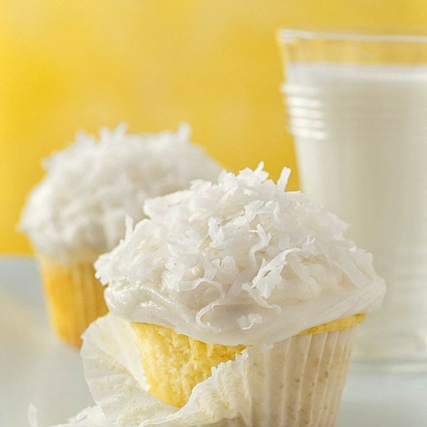 Basic White Cupcakes