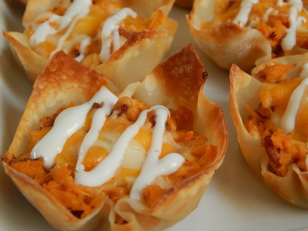 BBQ chicken bacon and ranch wonton cups