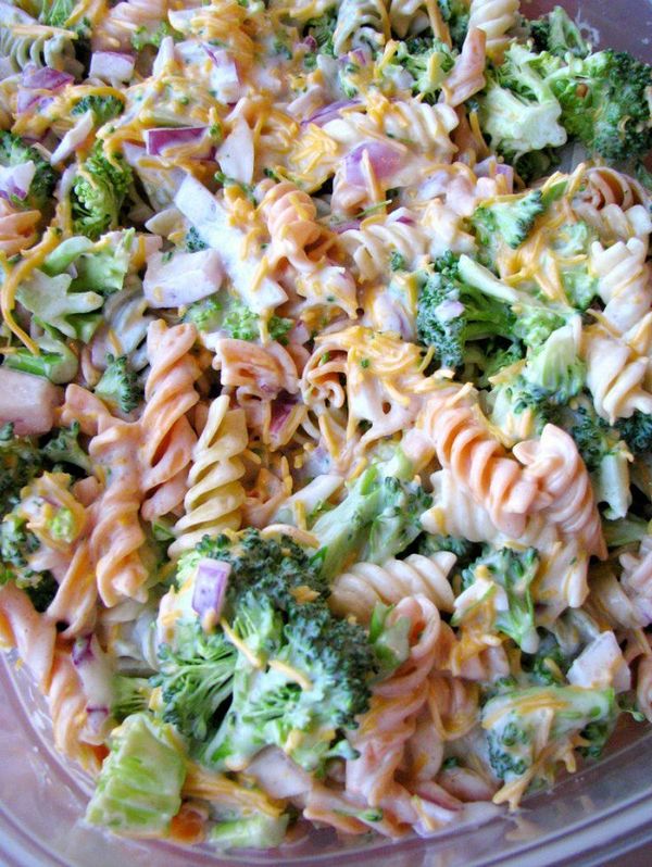 Broccoli Cheddar Pasta Salad (Walmart Copycat