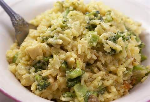 Broccoli, Rice, Cheese, and Chicken Casserole