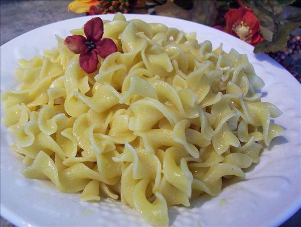 Buttered Egg Noodles (Best Ever