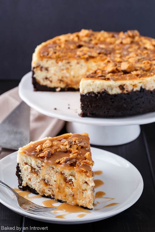 Butterfinger Cheesecake with Caramel Drizzle