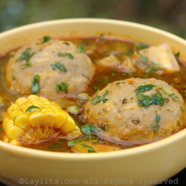 Caldo de bolas de verde