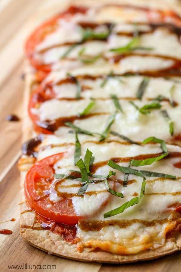 Caprese Flatbread Pizza