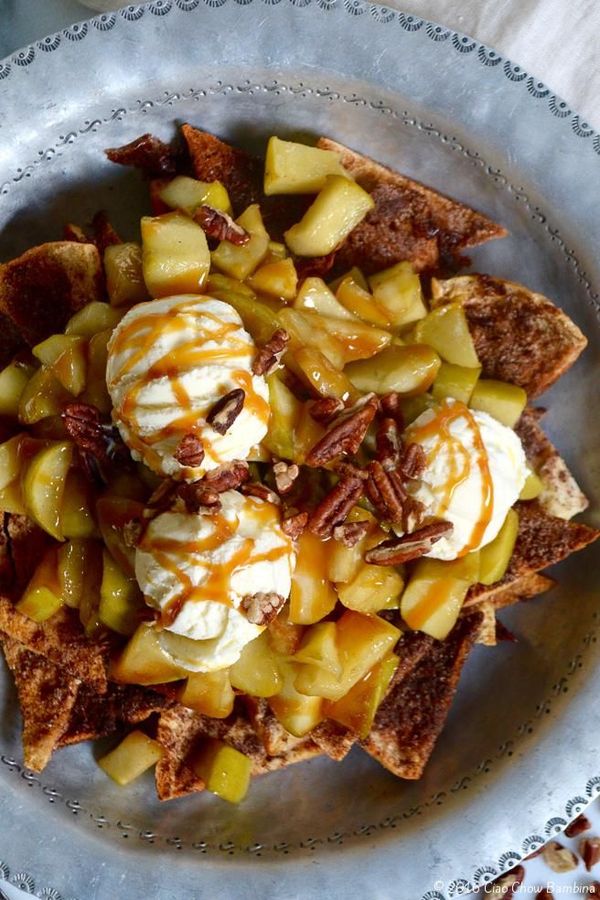 Caramel Apple Dessert Nachos