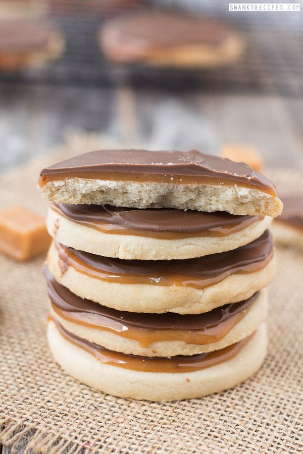 Caramel Twix Cookies