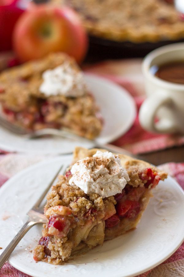 Chai-Spiced Cranberry Apple Pie