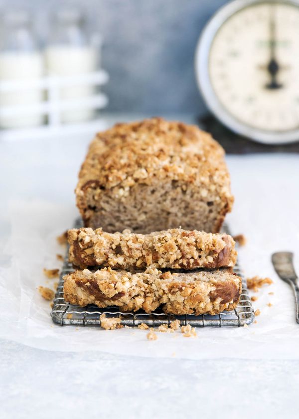 Chai Streusel Banana Bread