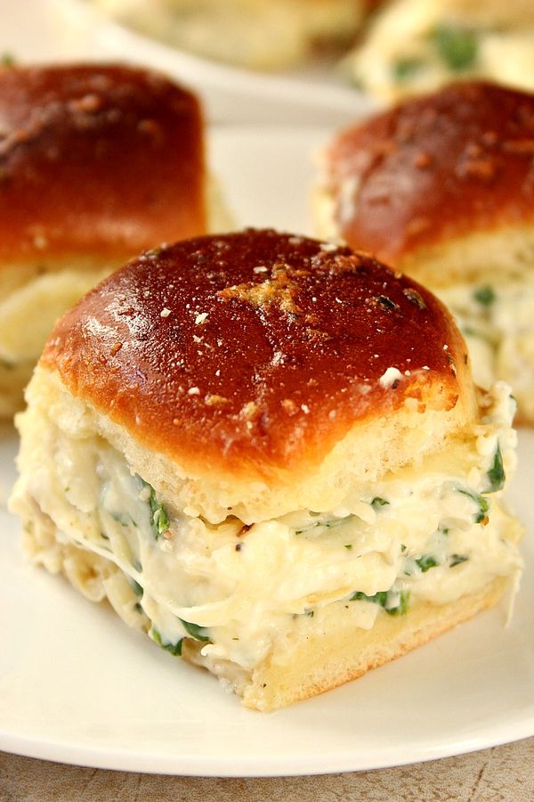 Cheesy Spinach Artichoke Dip Sliders