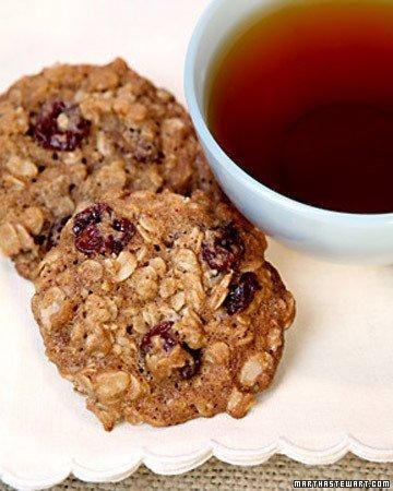 Chewy Cherry-Oatmeal Cookies