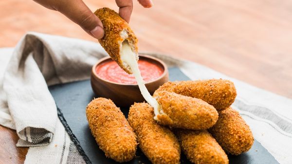 Chicken Mozzarella Sticks