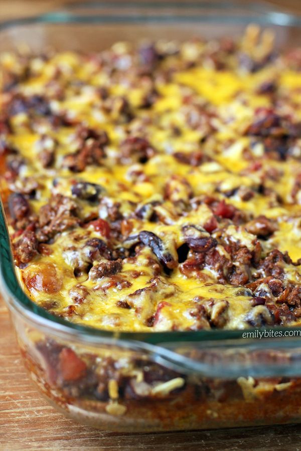 Chili Cornbread Bake