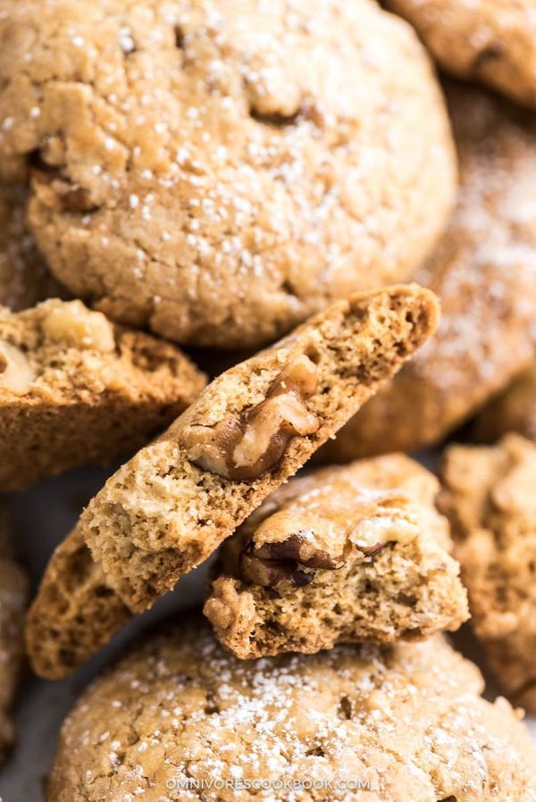 Chinese Walnut Cookies (核桃酥