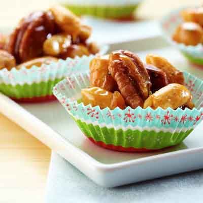 Chipotle Rosemary Nut Clusters