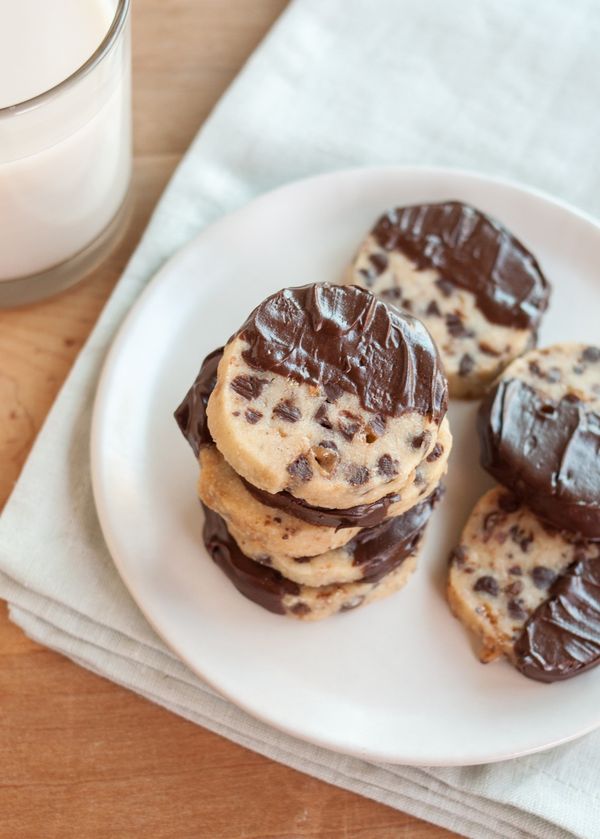 Chocolate Chip and Toffee Shortbread Cookies