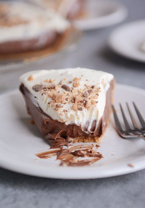 Chocolate Cream Pie with Graham Cracker Crust