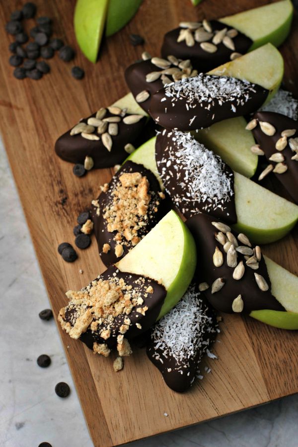 Chocolate dipped apple slices