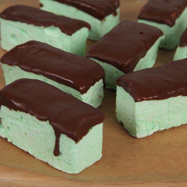 Chocolate-Dipped Crème de Menthe Marshmallows