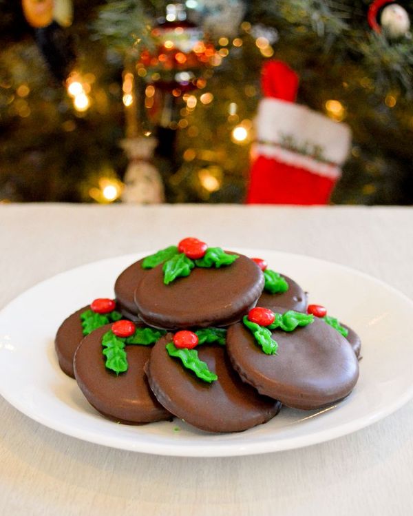 Christmas Wreath Cookies (Mock Thin Mints