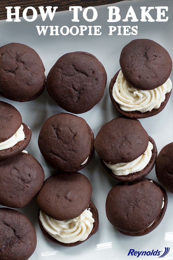 Classic Whoopie Pies