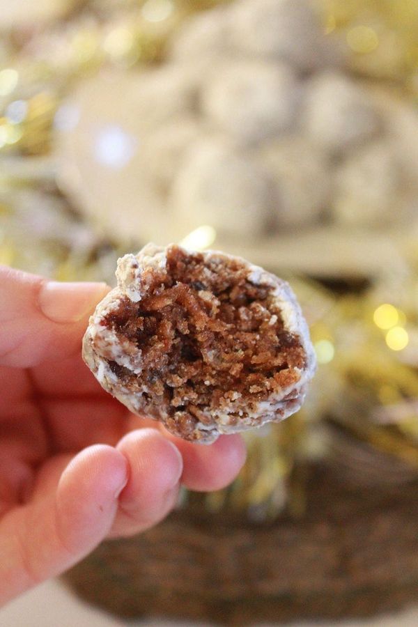 Cocoa Crispies Date Balls