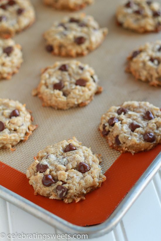 Coconut Oat Chocolate Chip Cookies (made with coconut oil