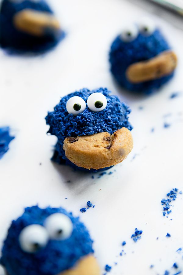 Cookie Monster Oreo Balls