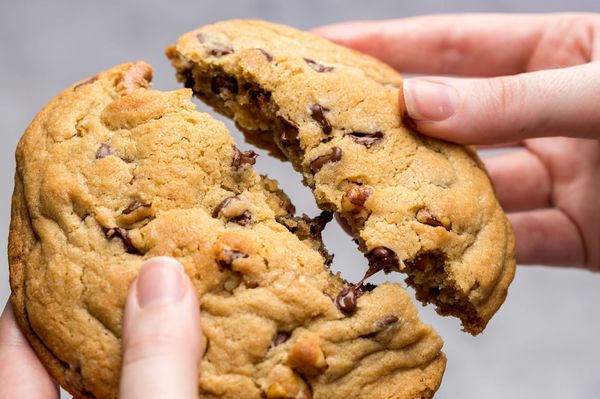 Copycat Levain Bakery Cookies