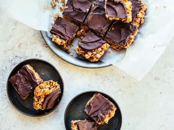 Cornflake Choc Nut Slice