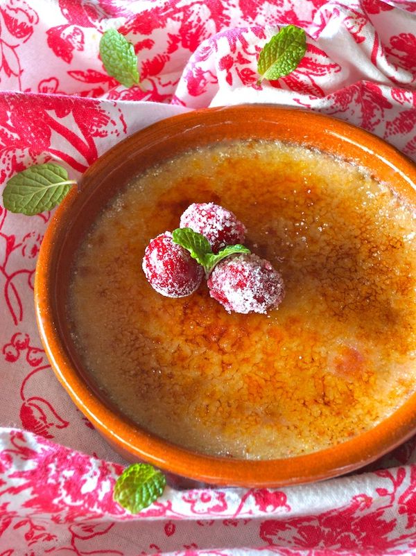 Cranberry Amaretto Crème Brûlée