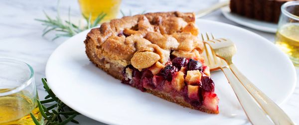 Cranberry-Apple Sugar Cookie Tart