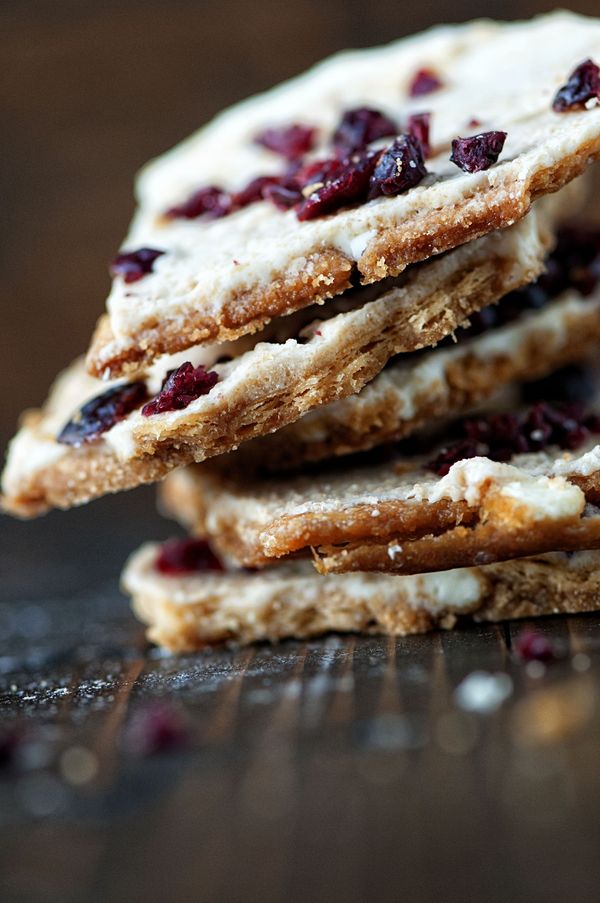 Cranberry Bliss Cracker Toffee