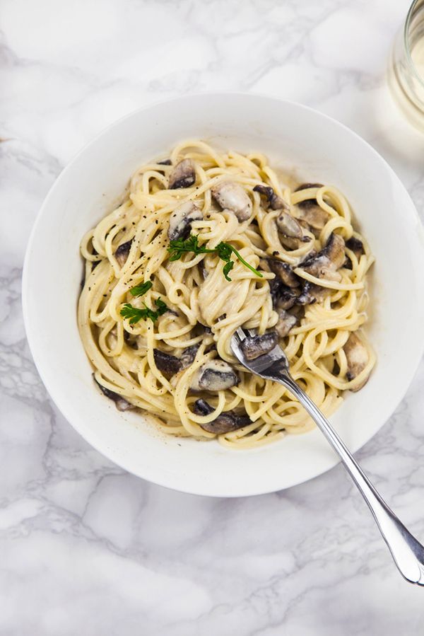 Creamy Vegan Garlic Mushroom Spaghetti