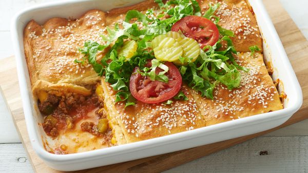 Crescent-Topped Cheeseburger Casserole