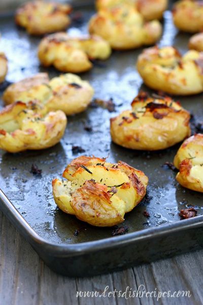 Crispy Garlic Rosemary Smashed Potatoes