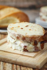 Croque-Monsieur (Toasted Ham & Cheese Sandwich