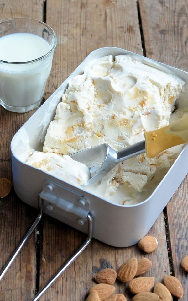 Dairy-free almond ice cream