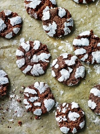 Dark chocolate ricciarelli