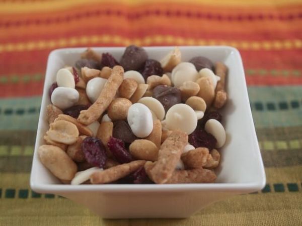 Disappearing Snack Mix