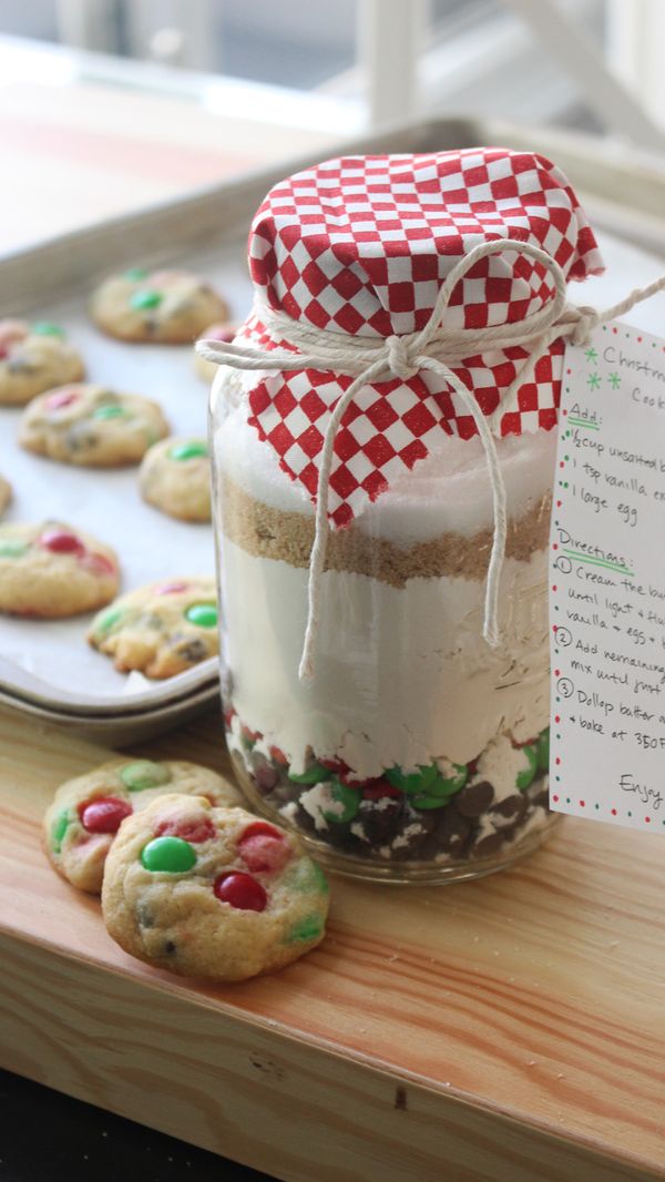 DIY Christmas Chip Cookie Mix