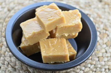 Easiest Peanut Butter Fudge Ever