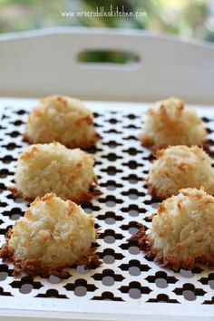 Easy Coconut Almond Macaroons (S