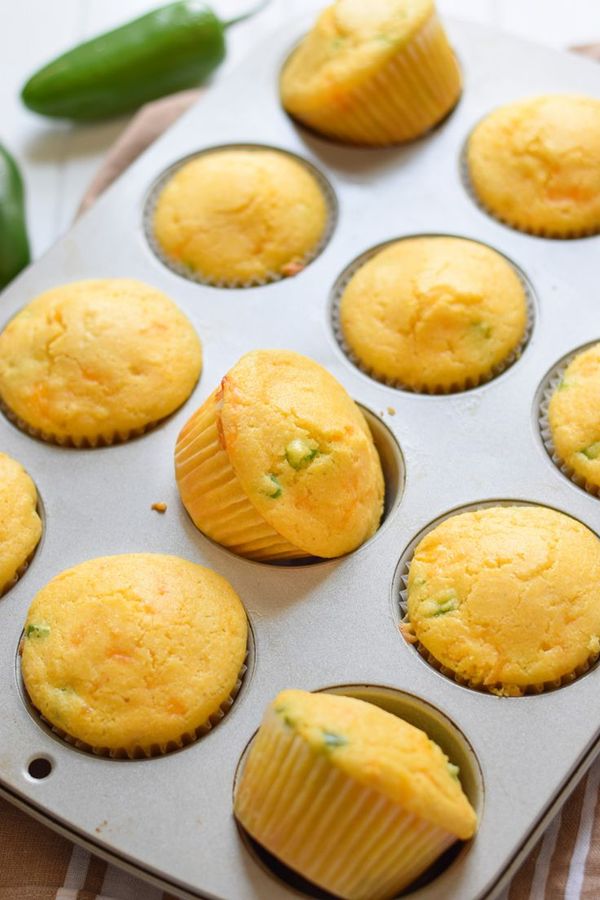 Easy Jalapeño Cornbread Muffins