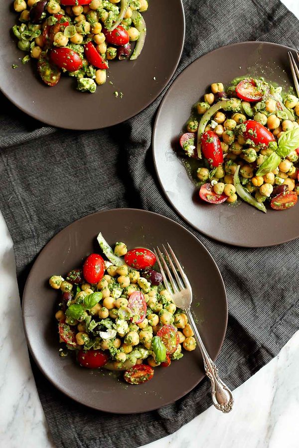 Easy Mediterranean Pesto Chickpea Salad