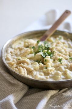 Easy One Pot Cauliflower Mac and Cheese