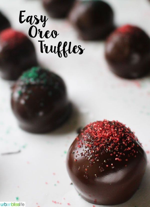 Easy Oreo Truffles & Peppermint Oreo Truffles