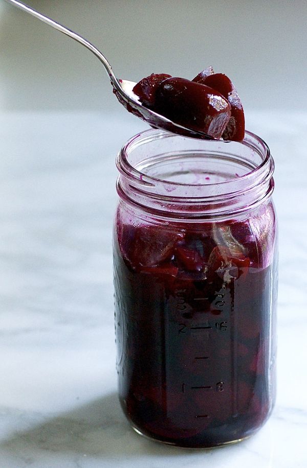 Easy Pickled Beets with Apple Cider Vinegar and Honey