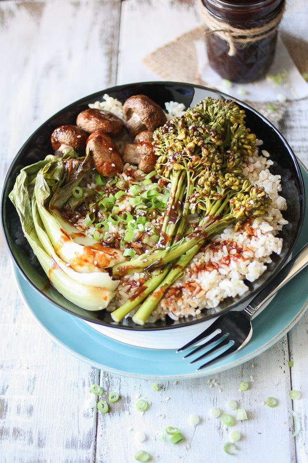 Easy Teriyaki Rice Bowl with Roasted Vegetables