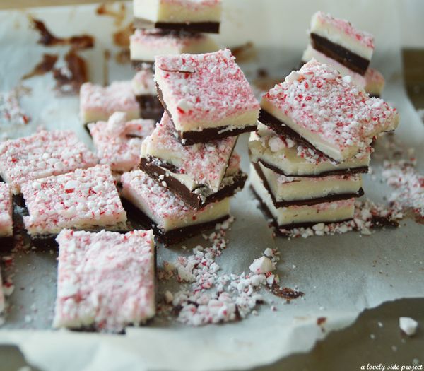 Easy Vegan Peppermint Bark