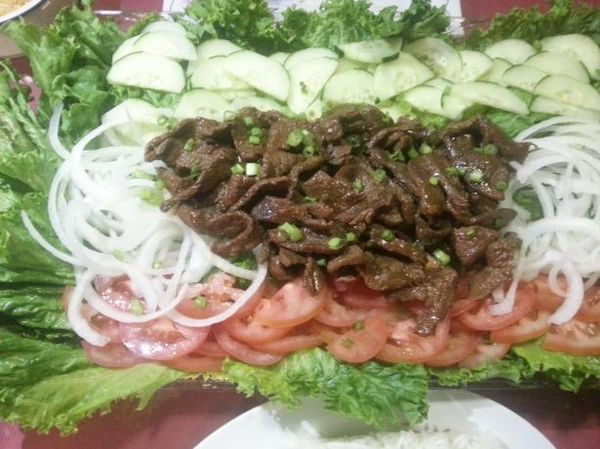 Elephant Walks Loc Lac (Cambodian Beef With Lime Dipping Sauce